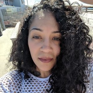 Meet your Posher, Latawsha